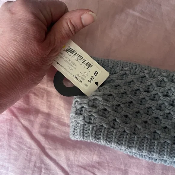 New Adidas Headband - Picture 2 of 2